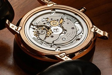 百达翡丽更换蝴蝶扣